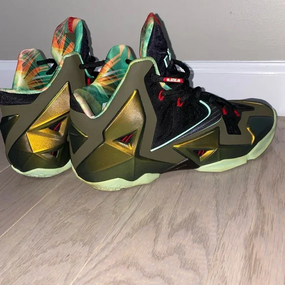 Lebron XI - Picture 14 of 16